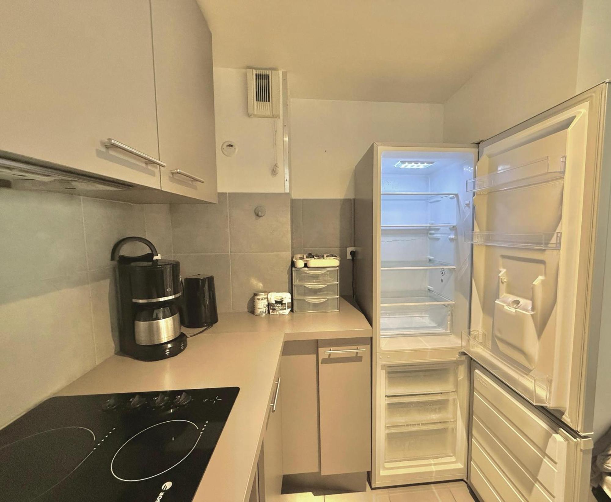 Le 13Or - Appartement De Charme En Plein Centre Ville Avec Parking Et Jolie Terrasse - Panier Joliette Vieux Port Marseille Bagian luar foto